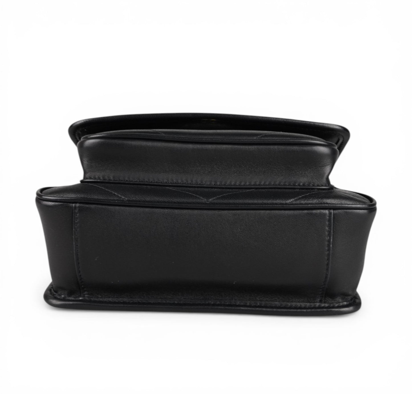 Niki Black Medium