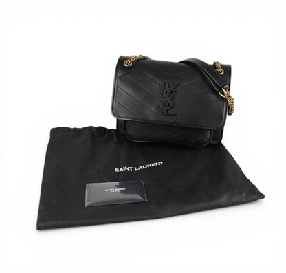 Niki Black Medium