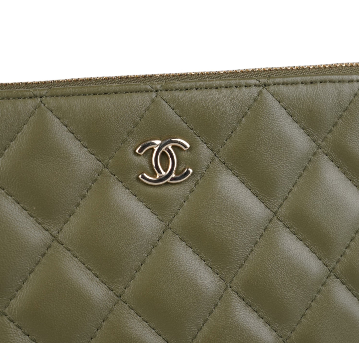 Classic Caviar Clutch