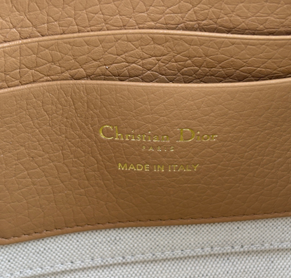 Pochette Dea 30 Montaigne