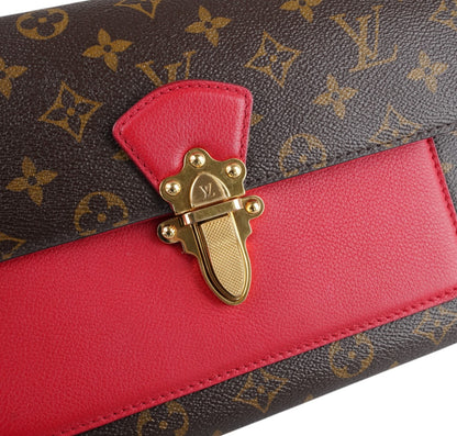Victoire Monogram