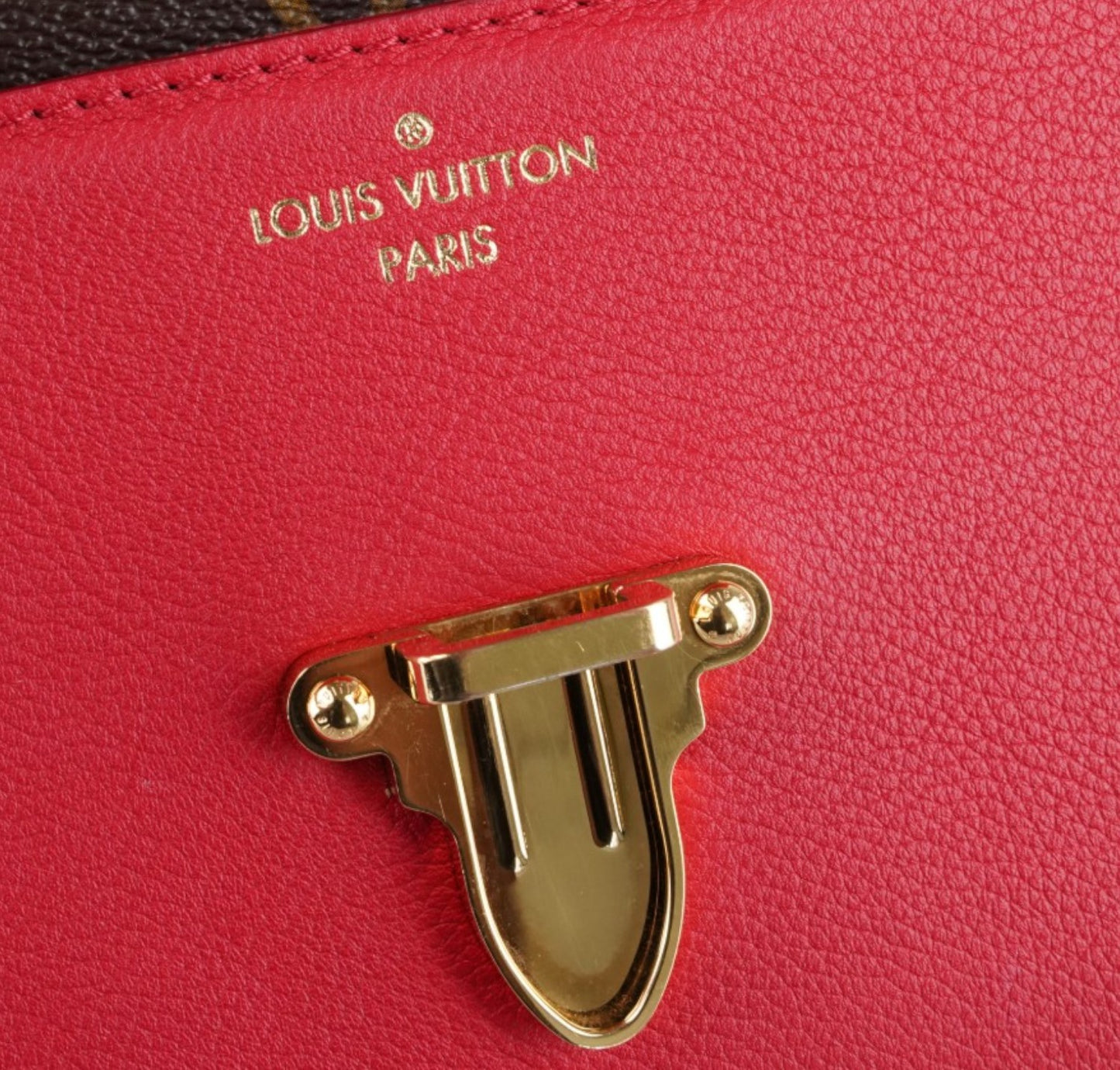 Victoire Monogram
