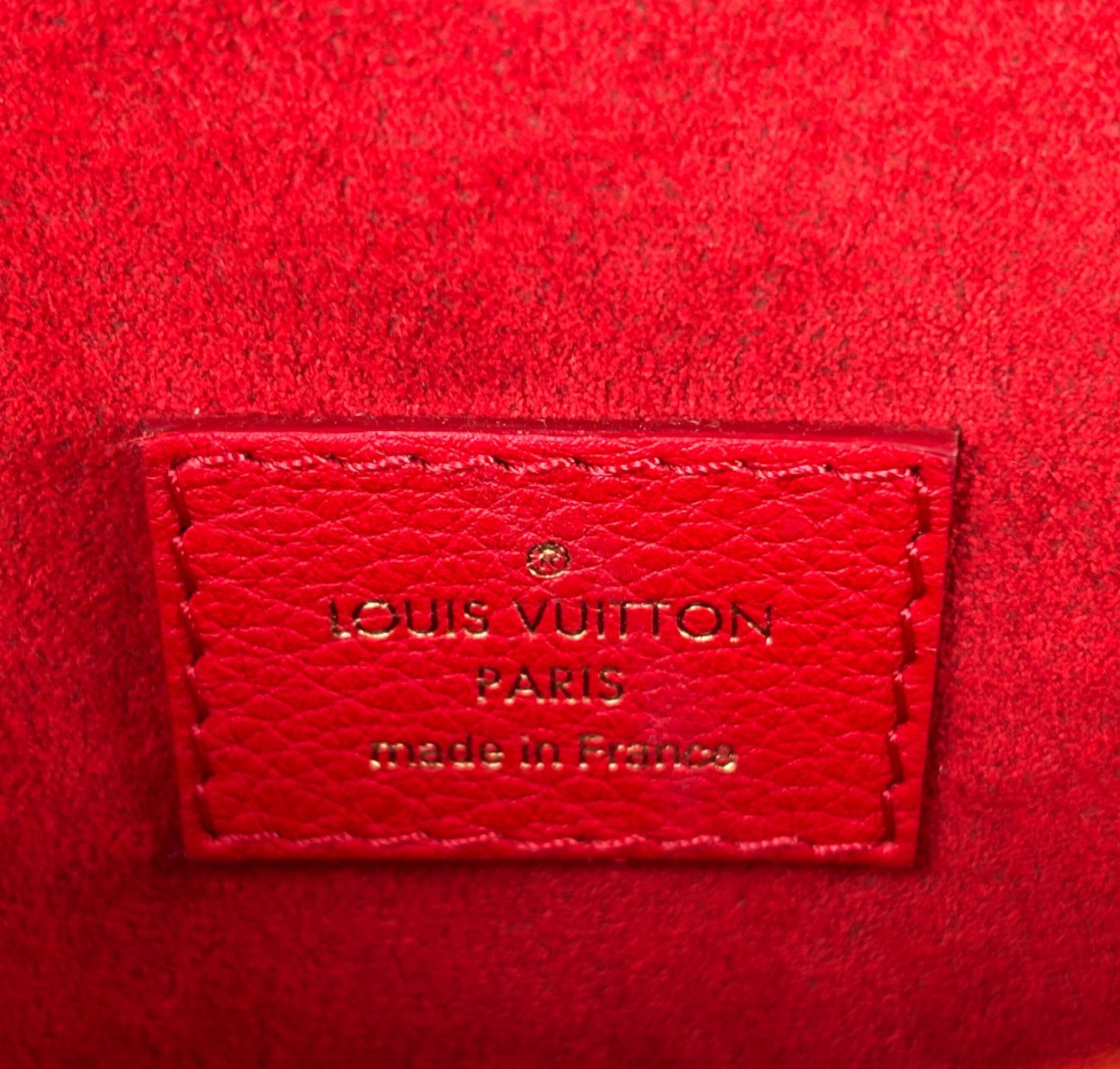 Victoire Monogram