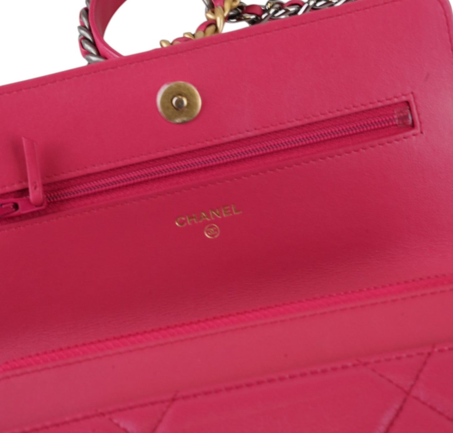 Wallet on Chain 19