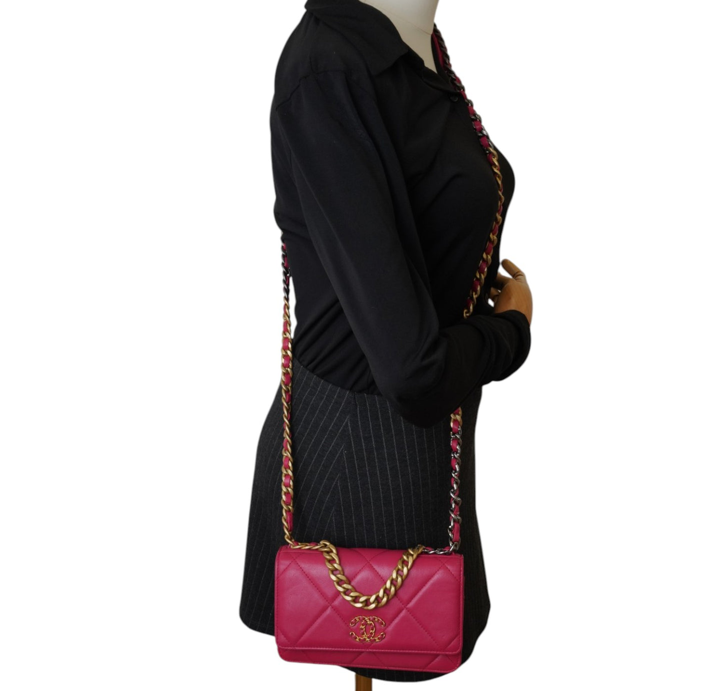 Wallet on Chain 19