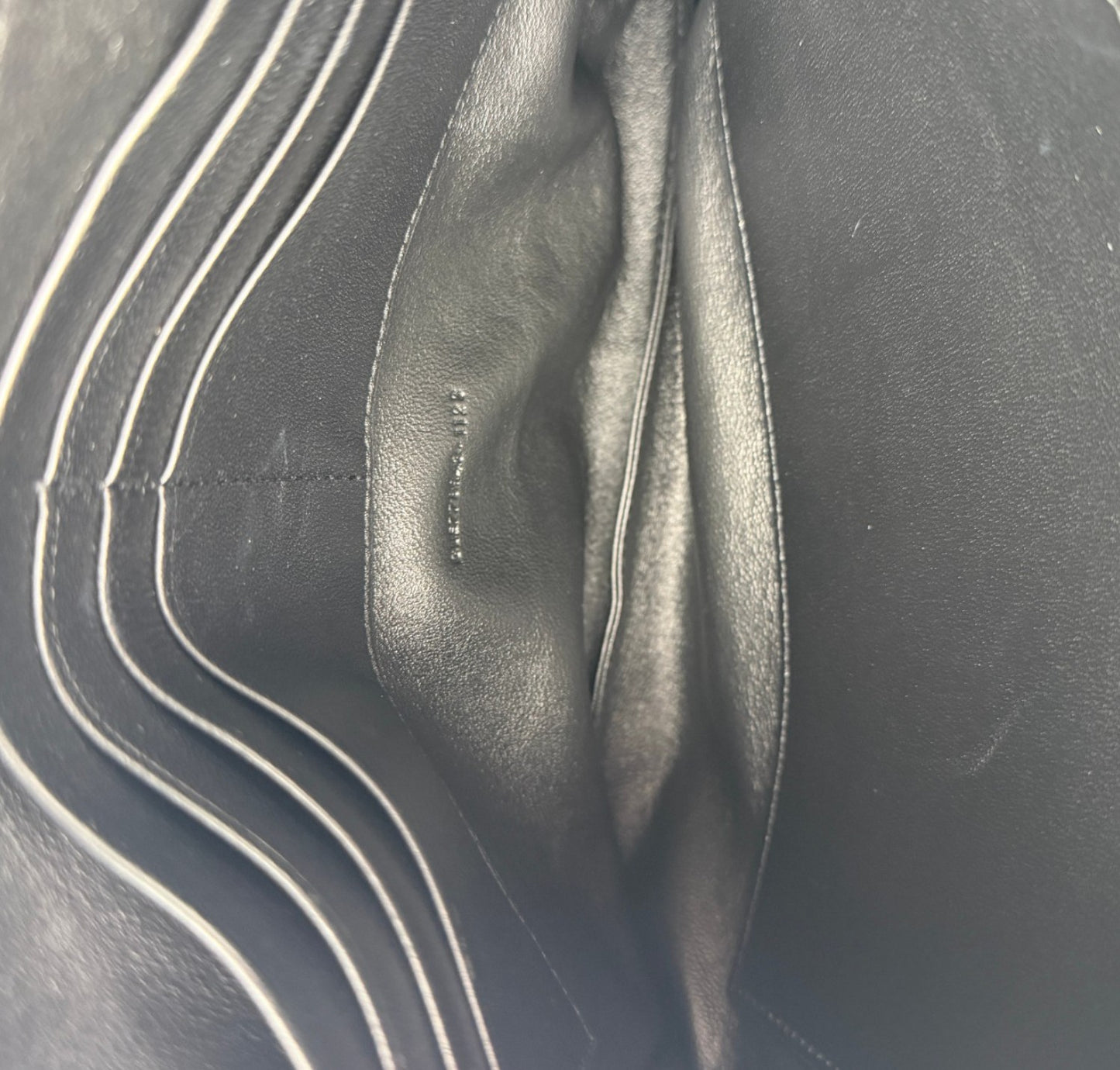 Pouch Calypso Media